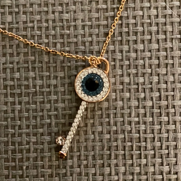 Swarovski rose gold evil eye necklace - Picture 1 of 4